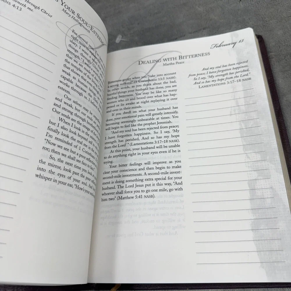 Barbour Devotional Journal Women OS‎ Plum Like New A Gentle Spirit Gilded Edges